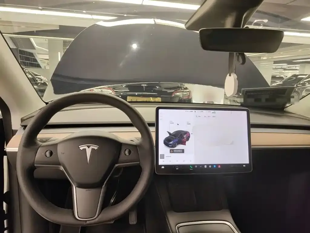 Tesla Model Y — фото 7