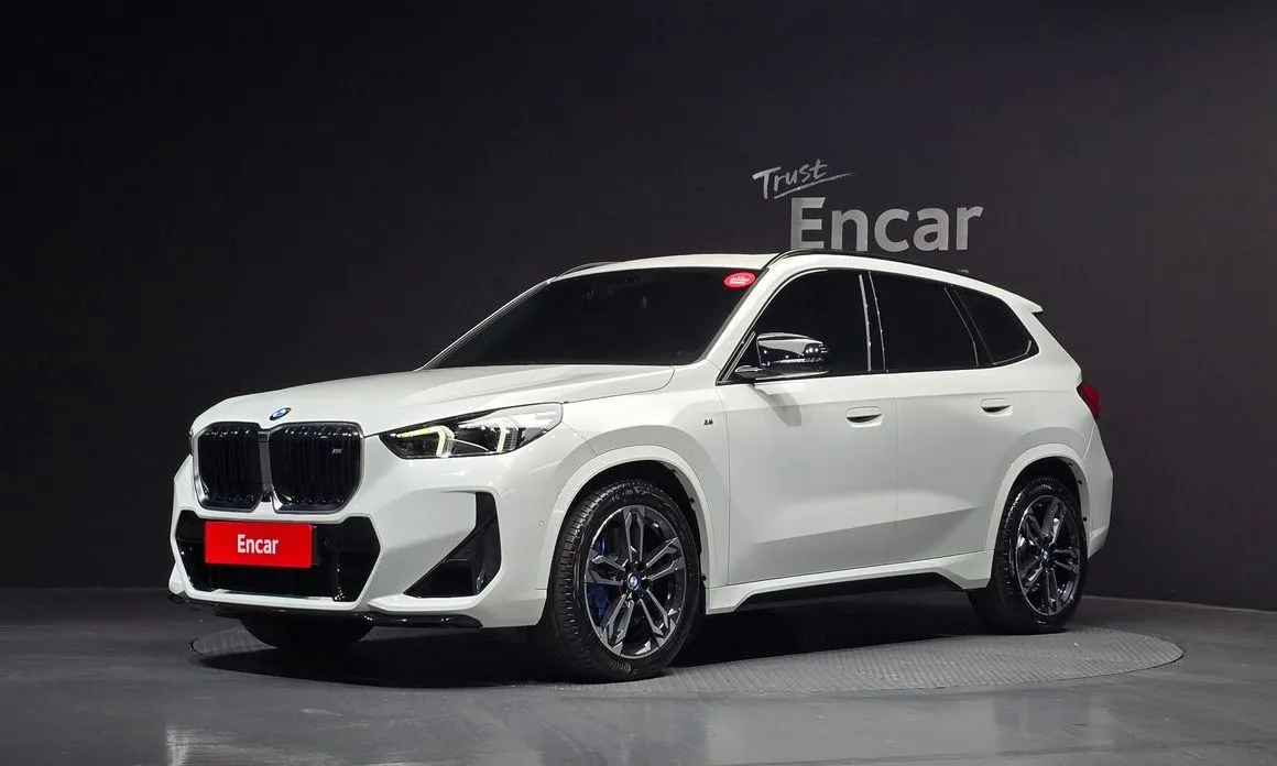 BMW X1 — фото 1