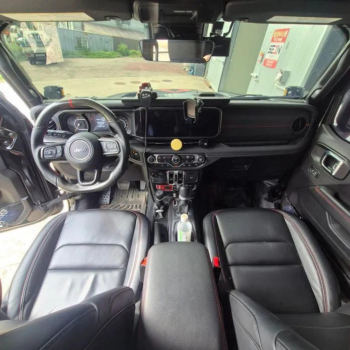 Jeep Wrangler — фото 6