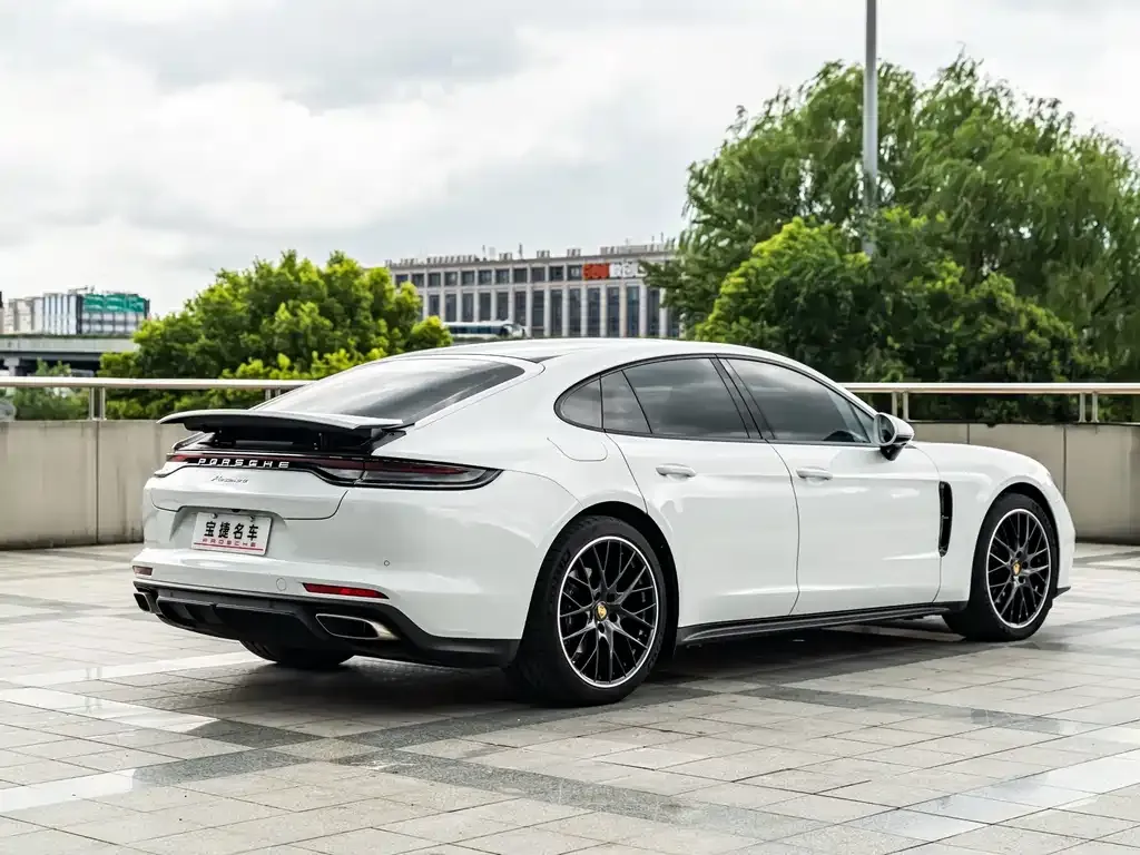 Porsche Panamera — фото 7