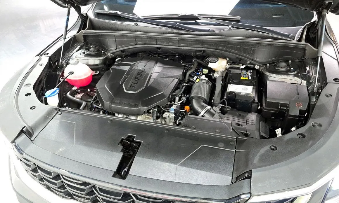 Kia Sorento — фото 10