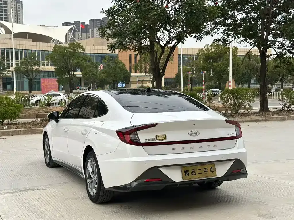 Hyundai Sonata — фото 8