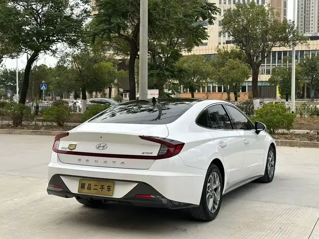 Hyundai Sonata — фото 7