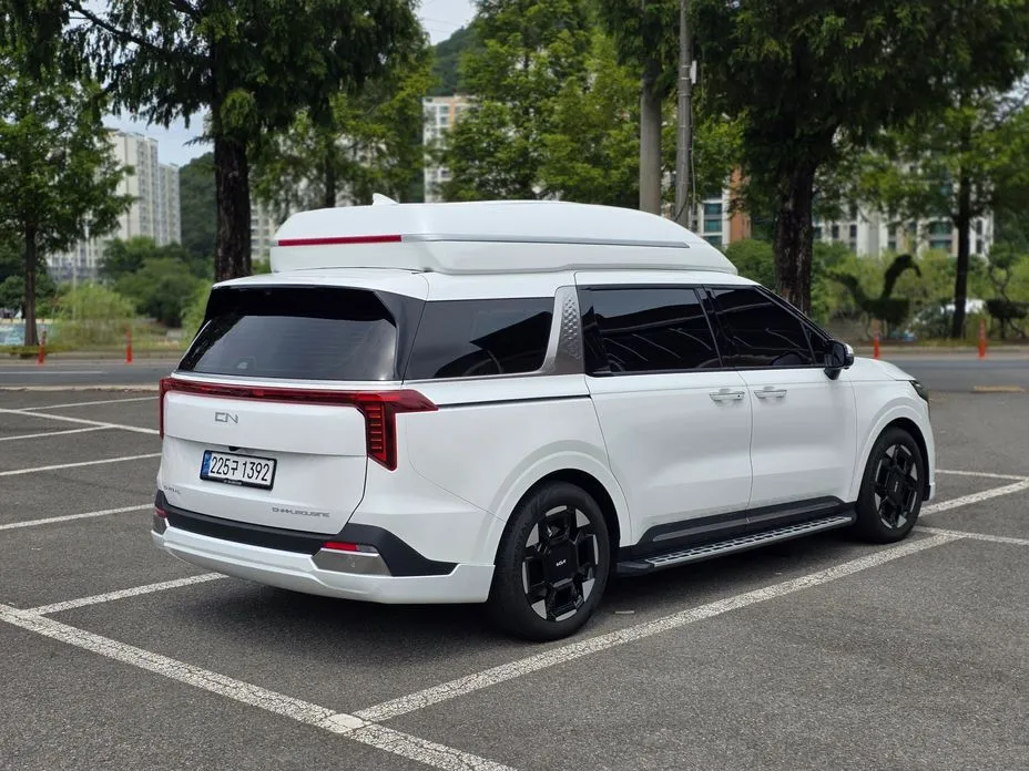 Kia Carnival — фото 5
