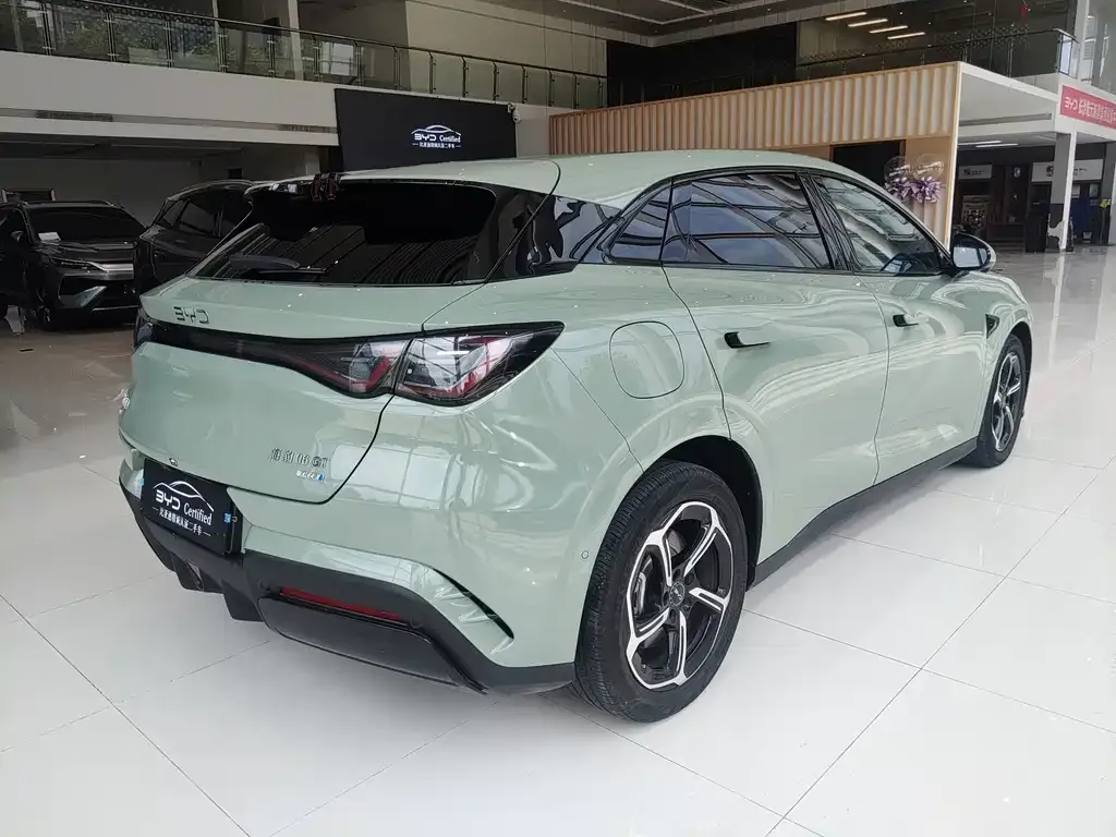 BYD Seal 06GT — фото 9