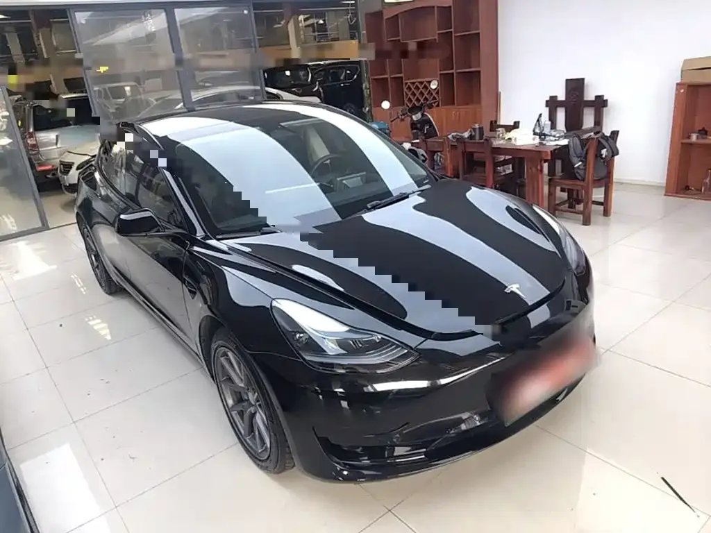 Tesla Model 3 — фото 6