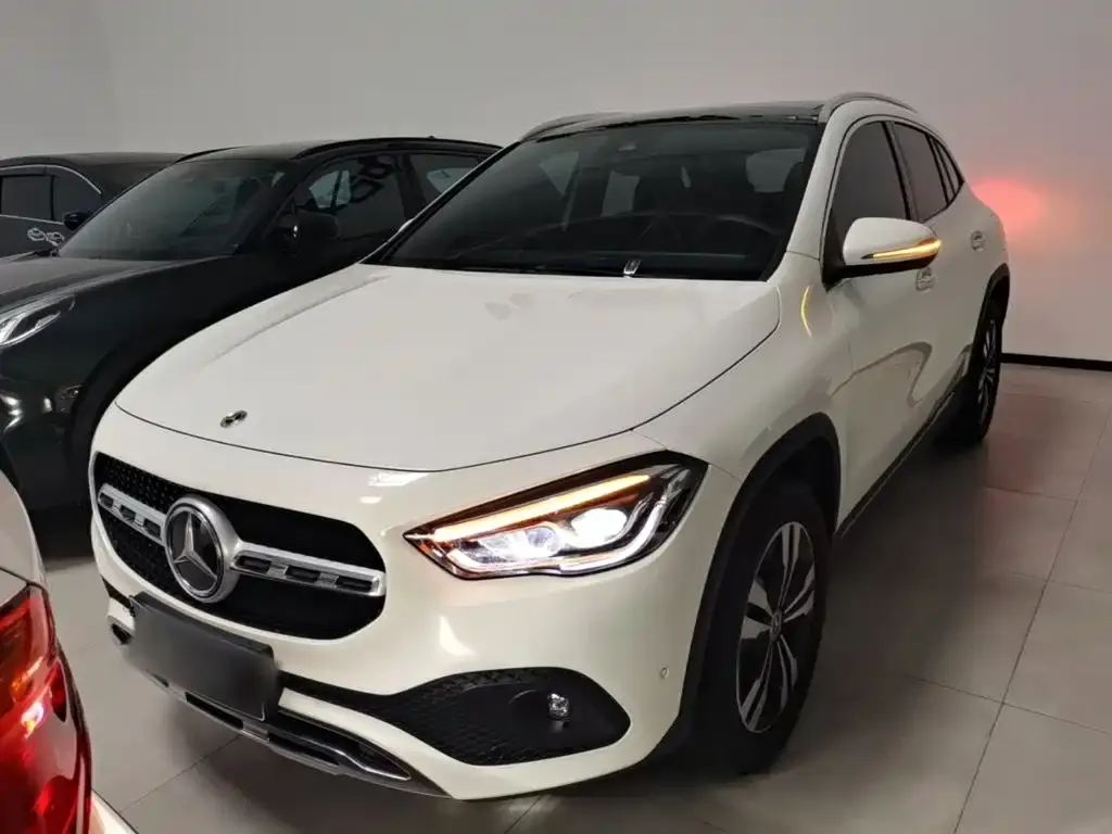 Mercedes-Benz GLA — фото 10