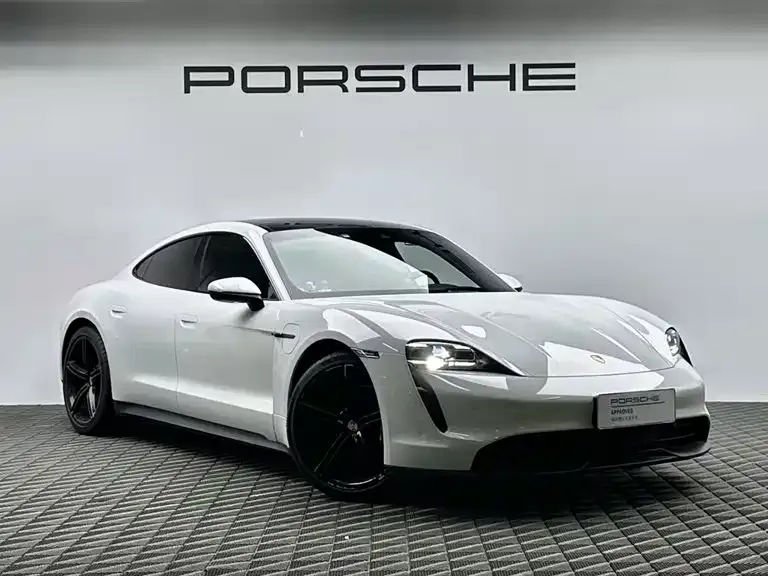 Porsche Taycan — фото 4