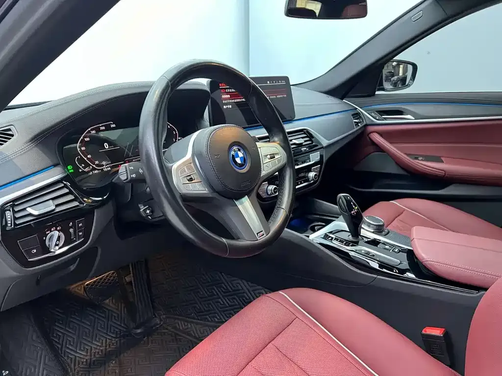 BMW 5 Series New Energy — фото 5