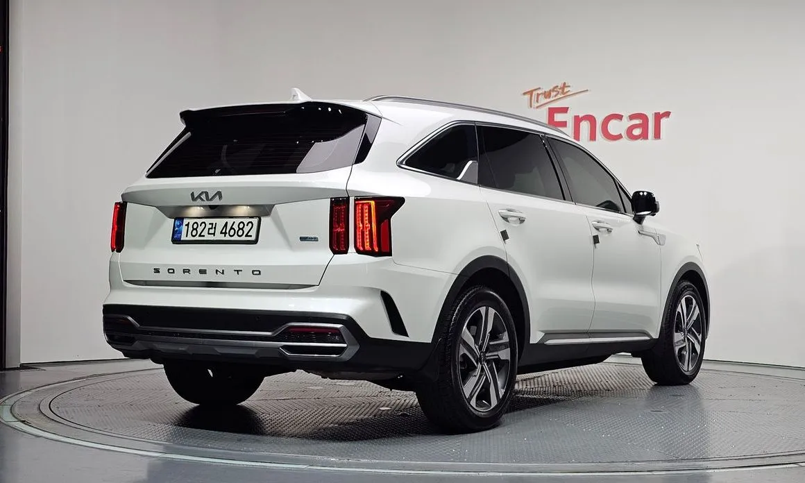 Kia Sorento — фото 5