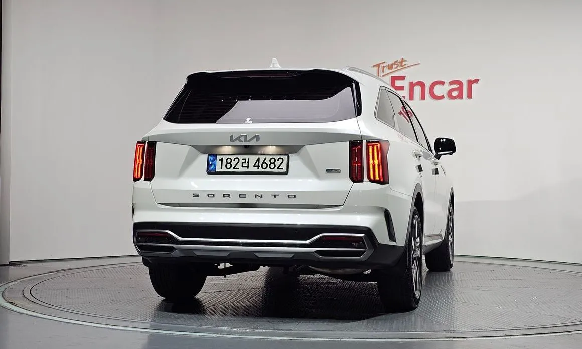 Kia Sorento — фото 8
