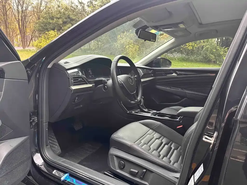 Volkswagen Passat — фото 6
