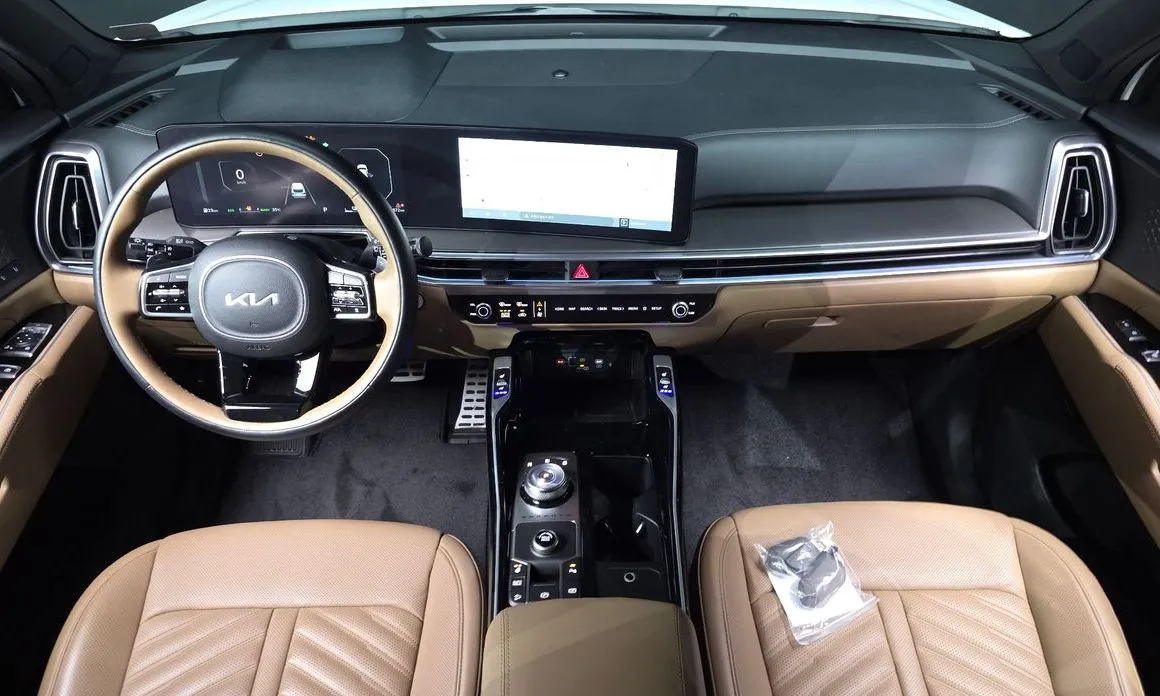 Kia Sorento — фото 9