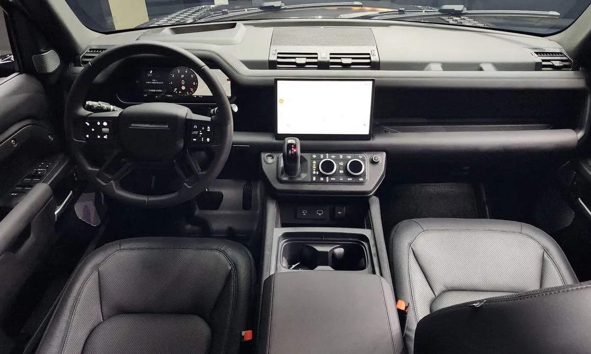 Land Rover Defender — фото 9