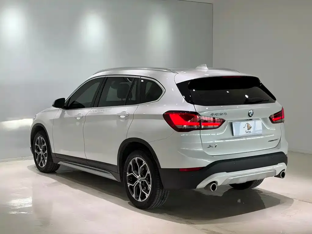 BMW X1 — фото 4