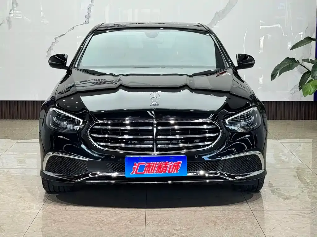 Mercedes-Benz E-Class (Import) — фото 4