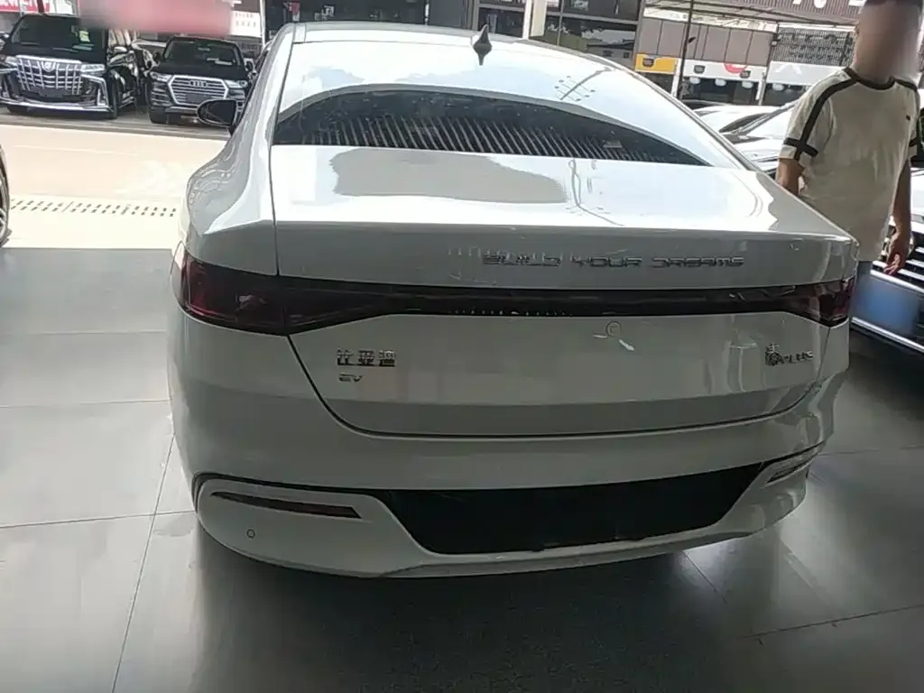 BYD Qin PLUS — фото 7