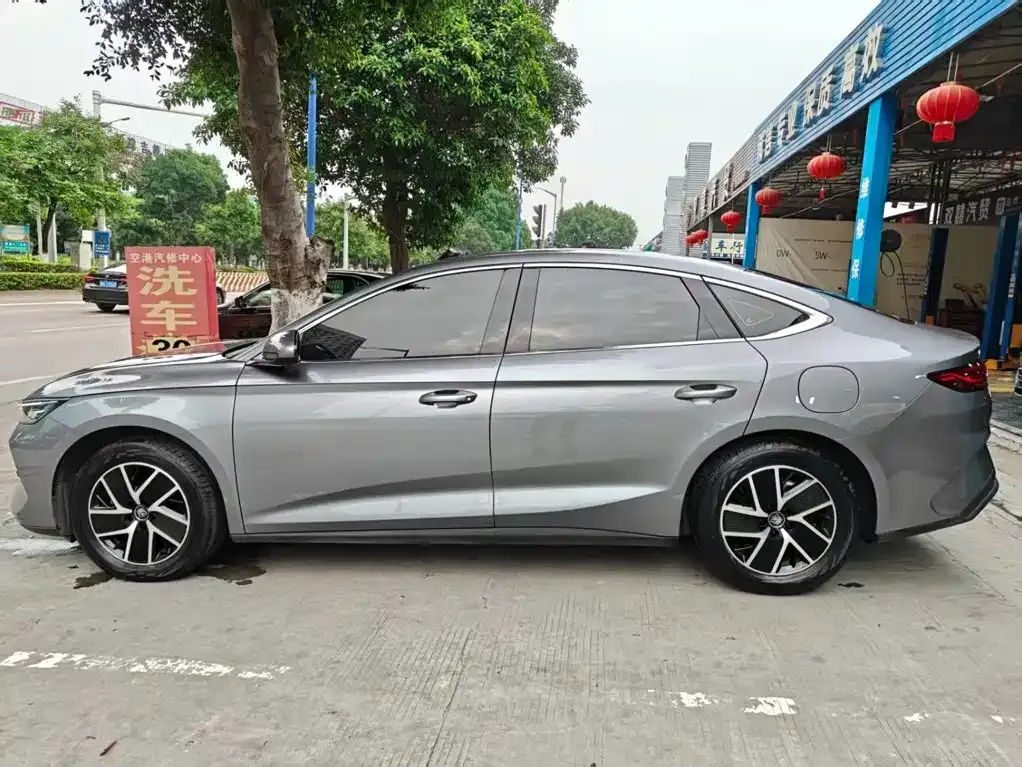BYD Qin L — фото 8
