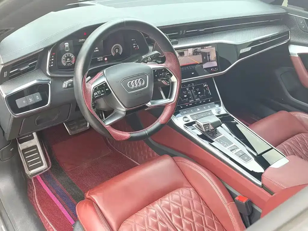 Audi A7L — фото 6