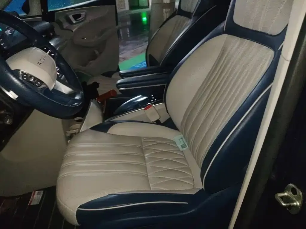 Roewe iMAX8 — фото 2
