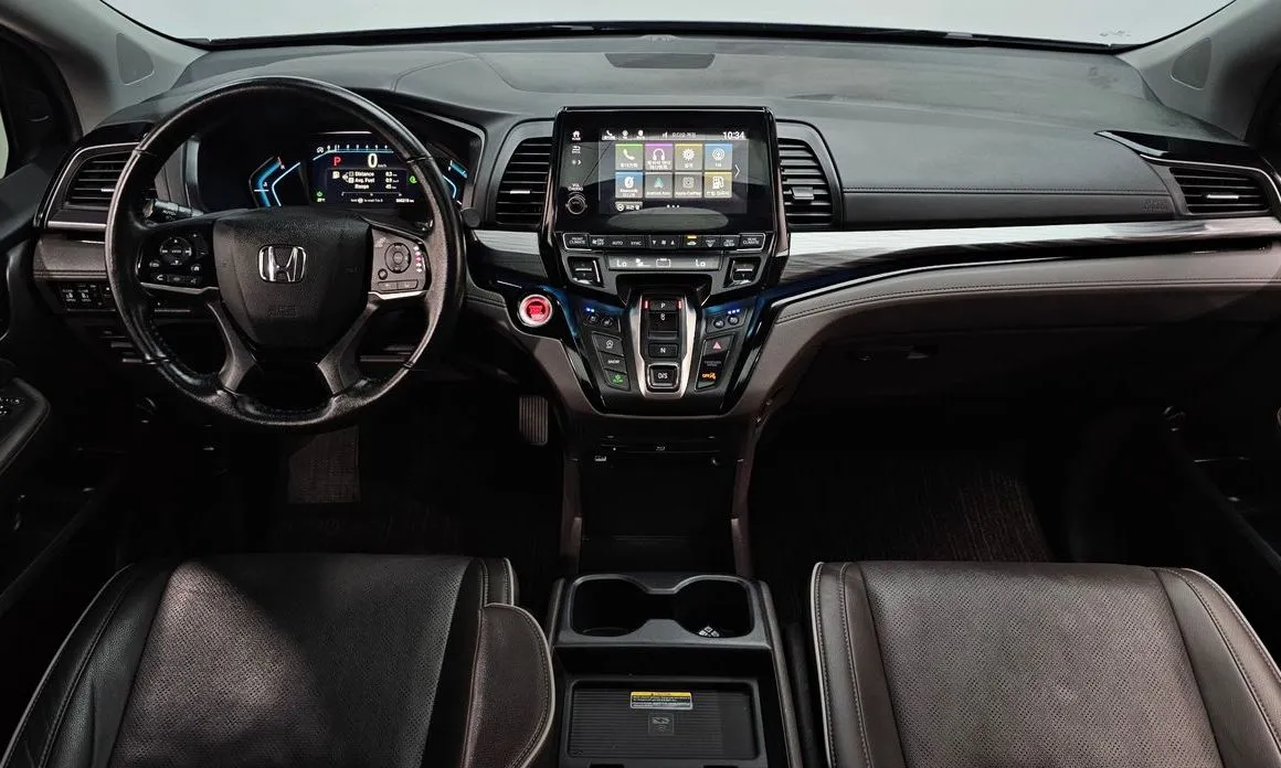 Honda Odyssey — фото 10