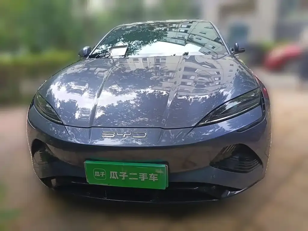 BYD Seal — фото 2