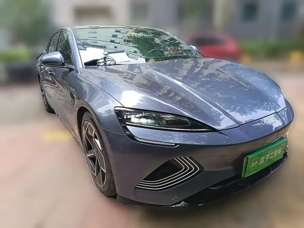 BYD Seal — фото 5