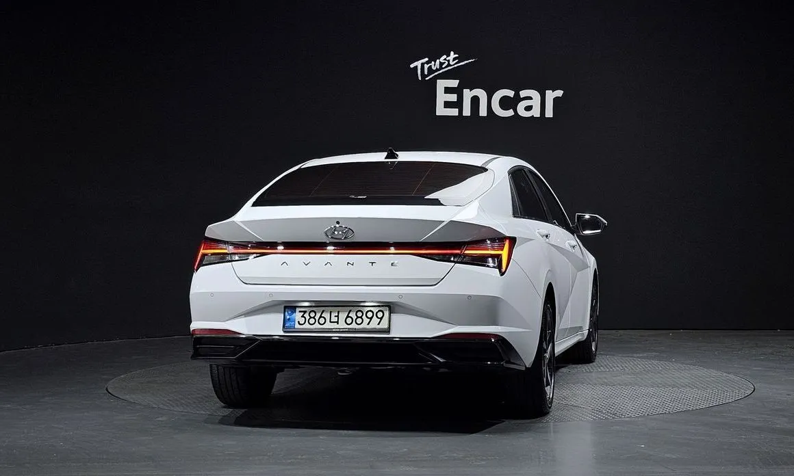 Hyundai AVANTE — фото 3