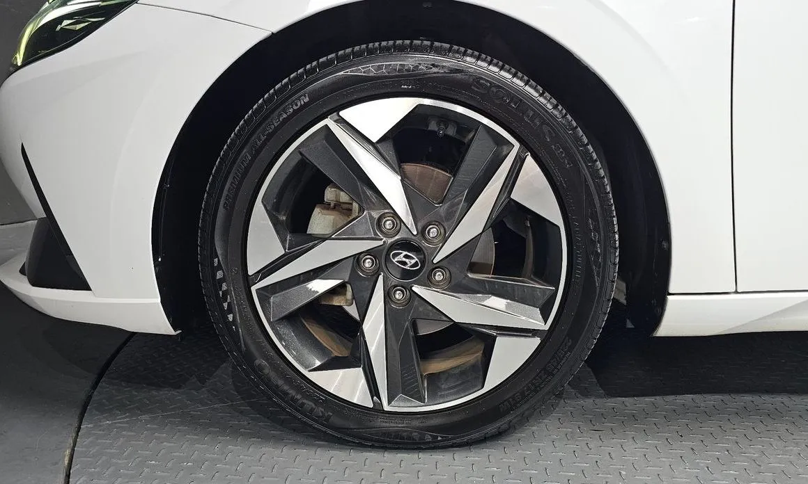 Hyundai AVANTE — фото 6