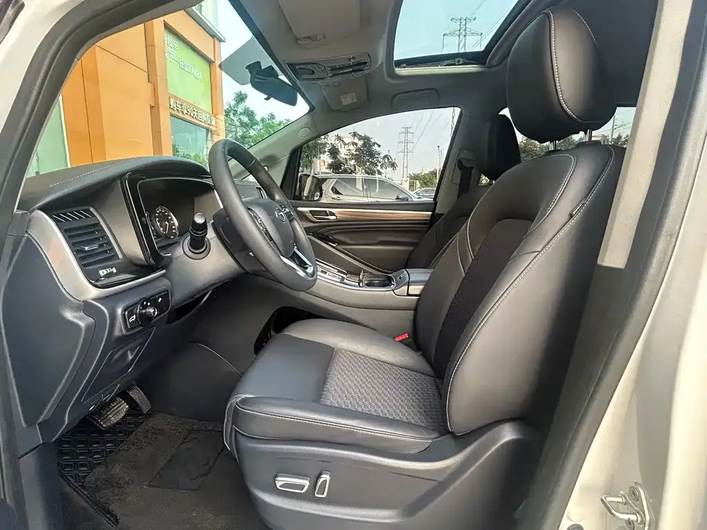 GAC Motor Trumpchi M8 — фото 2