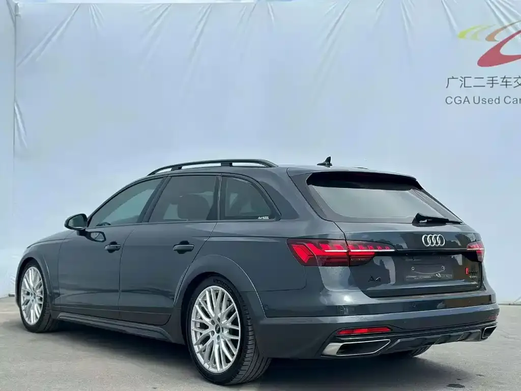 Audi A4 (Import) — фото 3