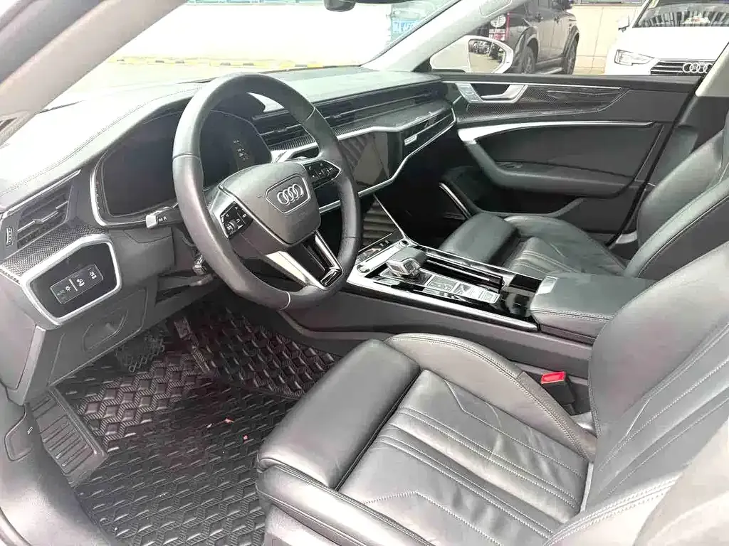 Audi A7 — фото 2