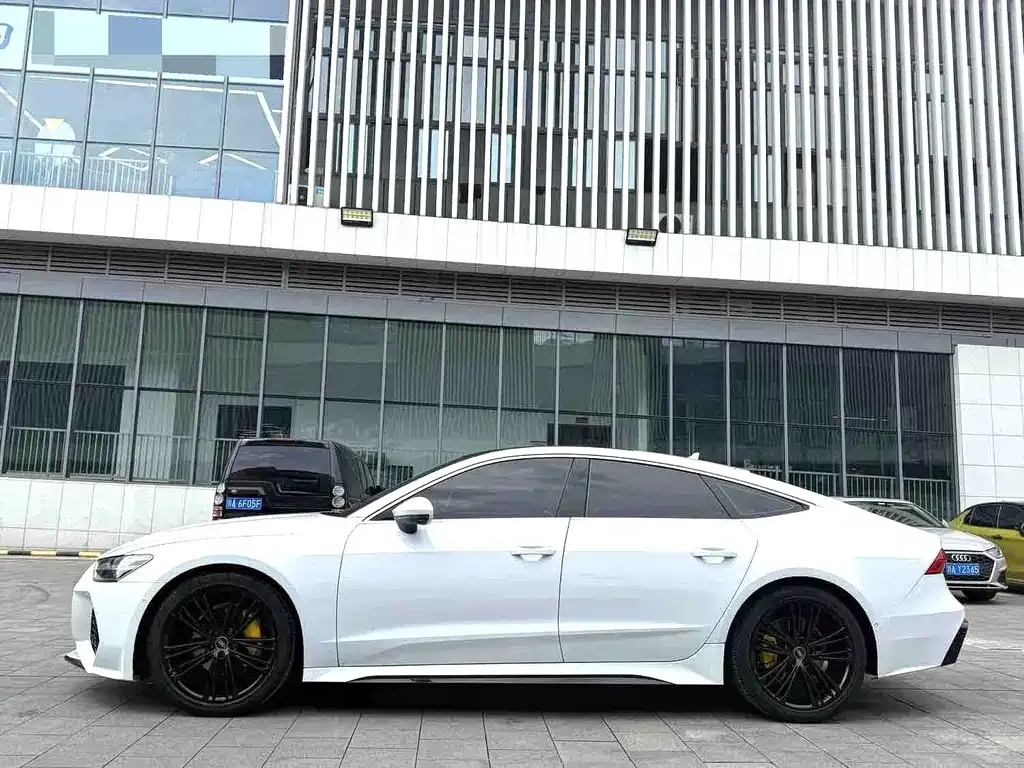 Audi A7 — фото 10