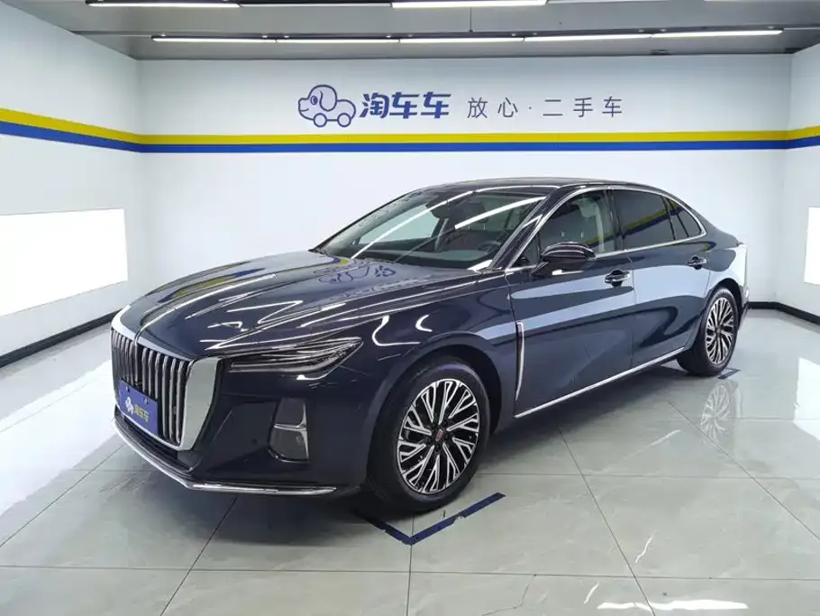Hongqi H5 — фото 1
