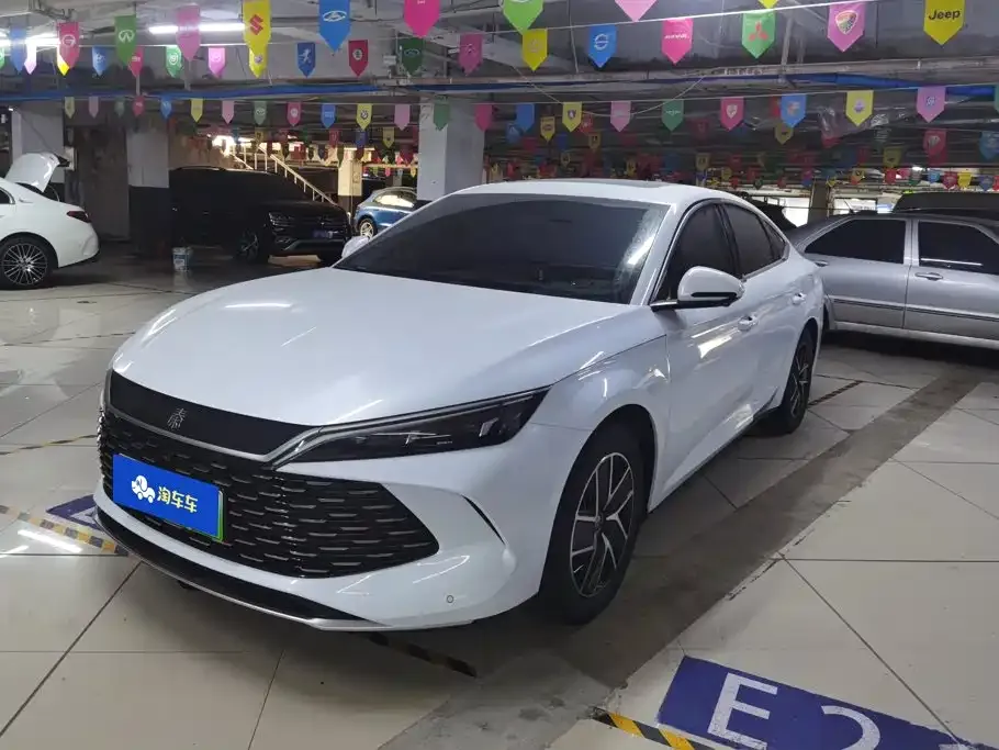 BYD Qin L — фото 1
