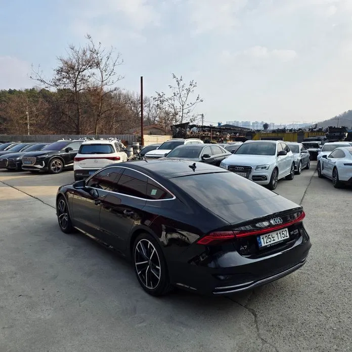 Audi A7 — фото 4