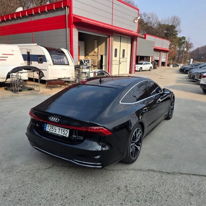 Audi A7 — фото 3