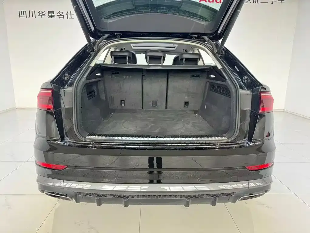 Audi Q8 — фото 10