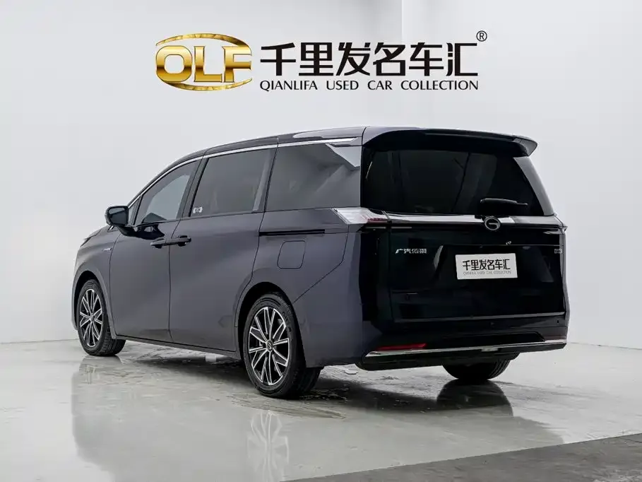 GAC Motor 传祺E8 PHEV — фото 8