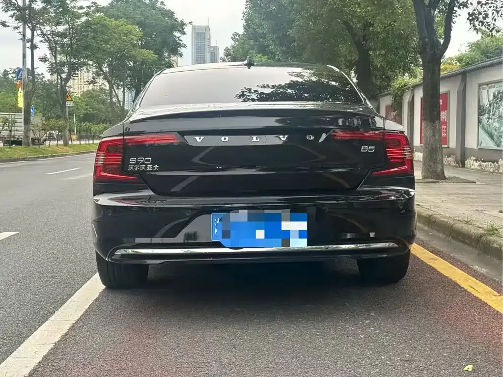 Volvo S90 — фото 9