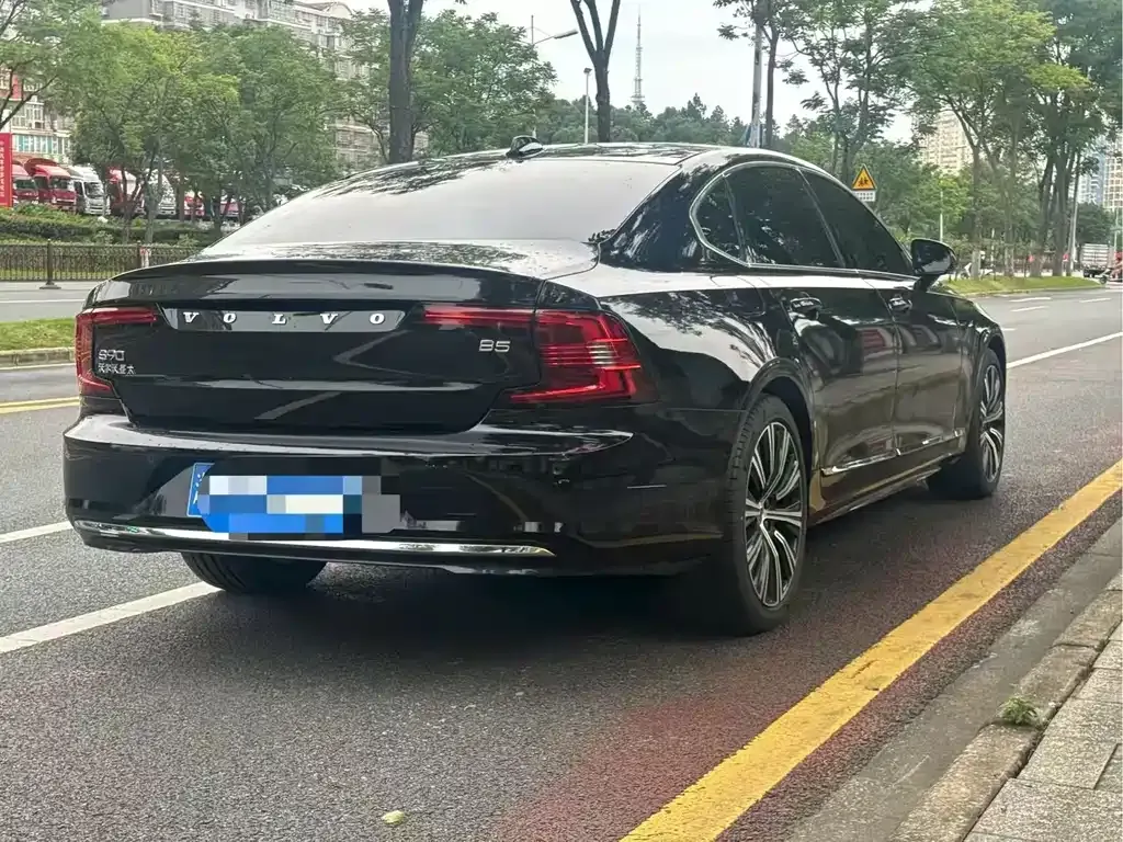 Volvo S90 — фото 6