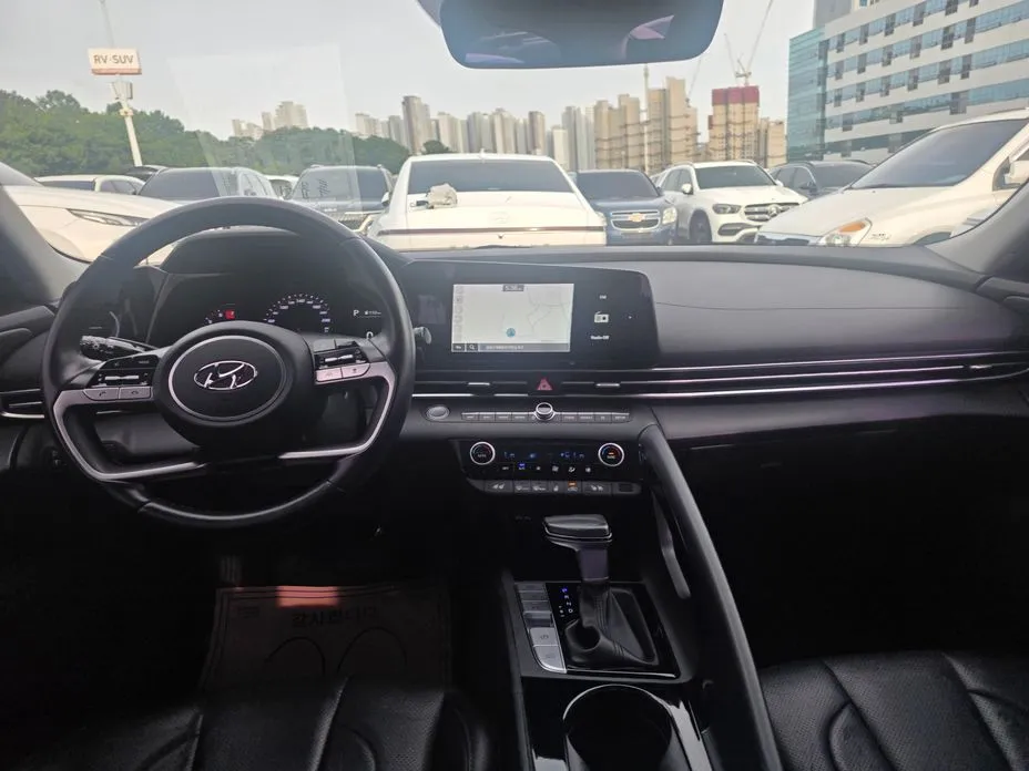 Hyundai AVANTE — фото 3