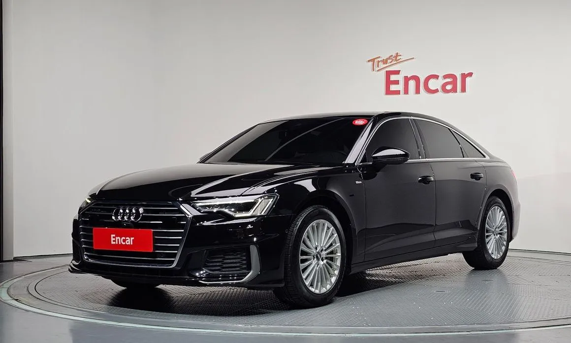 Audi A6 — фото 1