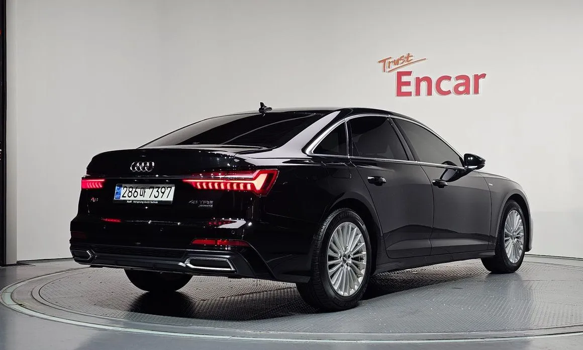 Audi A6 — фото 6