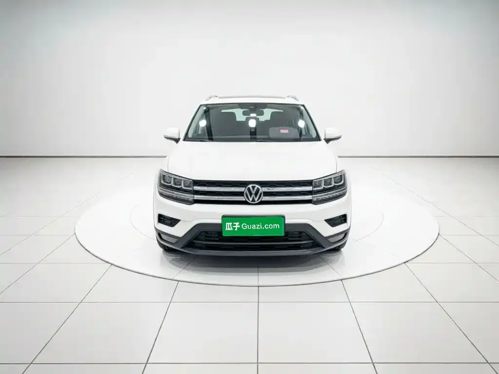 Volkswagen Tharu — фото 3