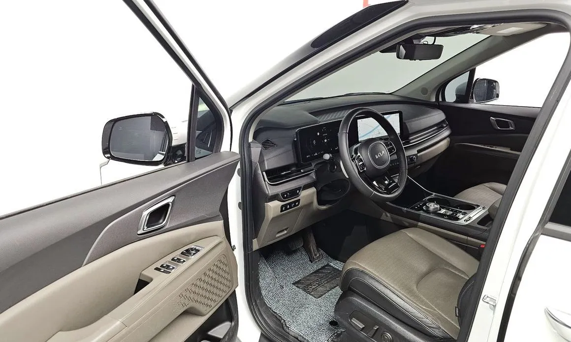 Kia Carnival — фото 10