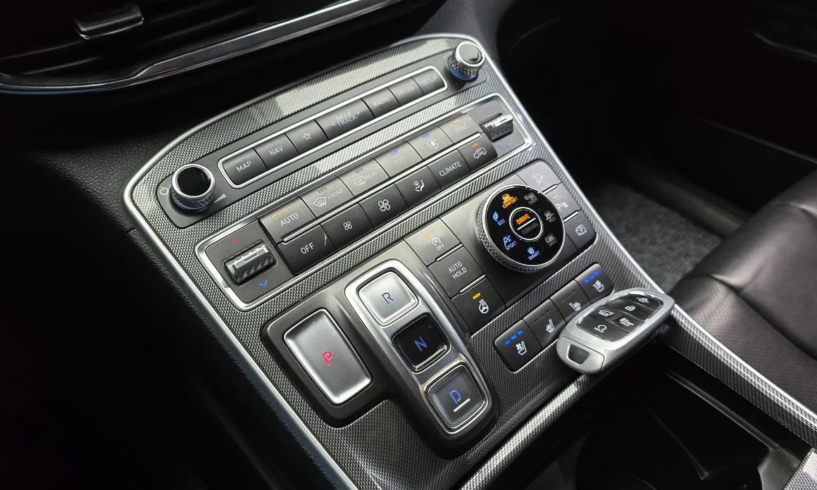 Hyundai Santafe — фото 2