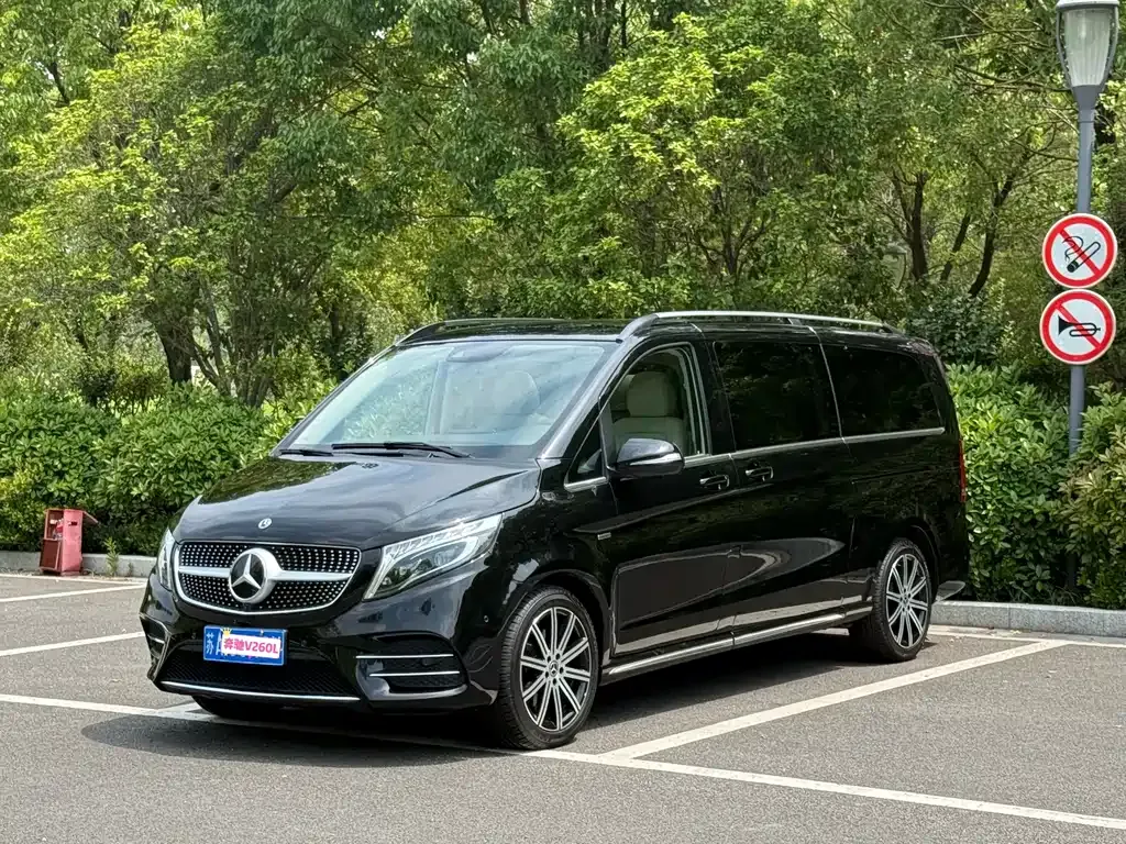 Mercedes-Benz V-Class — фото 4