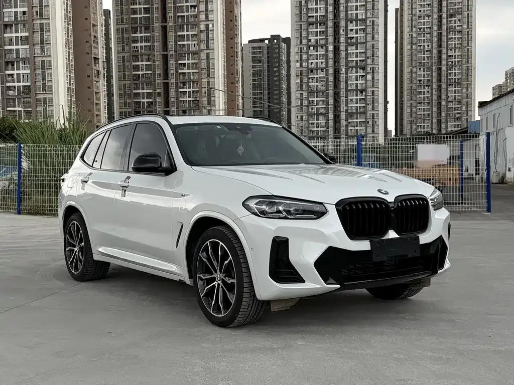 BMW X3 — фото 10