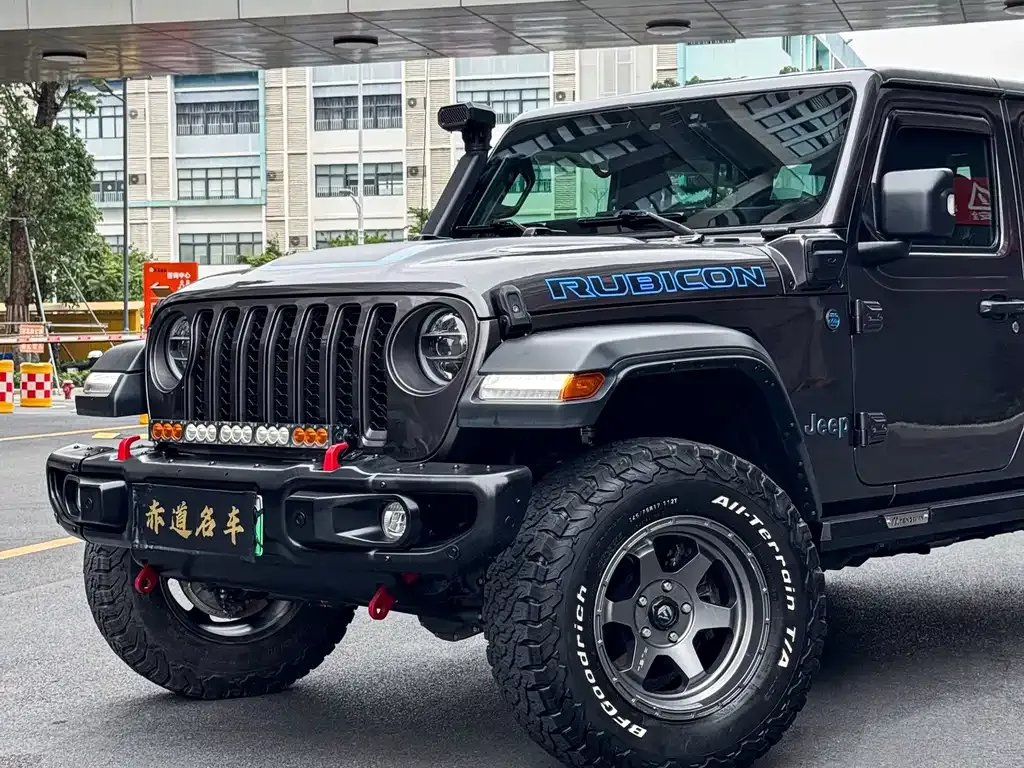 Jeep Wrangler PHEV — фото 2